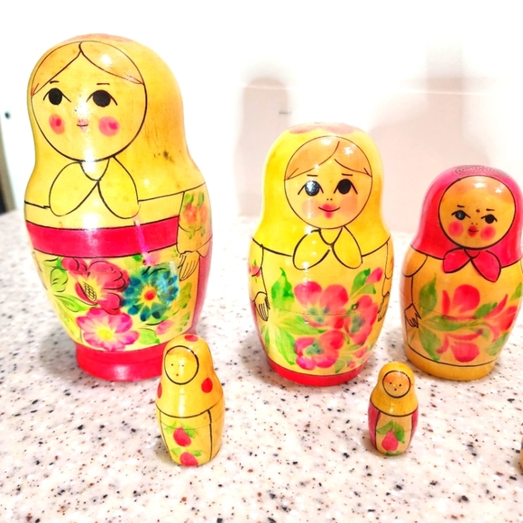 Russian Colorful Nesting Dolls USSR - Picture 3 of 13
